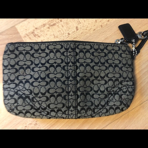 Coach Wristlet - Picture 4 of 5
